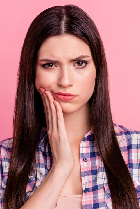 Having an issue with your orthodontic appliance? Our team is here to help!